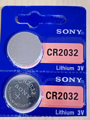 2 pc SONY CR2032 lithium 3v battery cr 2032 (EXPIRATION DATE 2033)