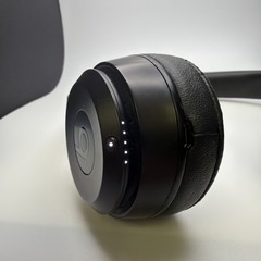 Beats by Dr. Dre Beats Solo3 Wireless On-Ear Headphones – Black