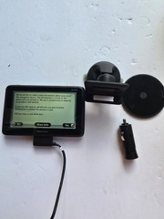 TomTom GO 2535TM 4CQ01 Vehicle GPS Navigator Black 5.0″ Touchscreen Display READ