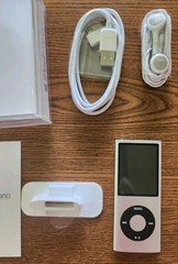 Apple iPod Nano 4th Generation 8GB – Silver- Retro iPod Tested and Working