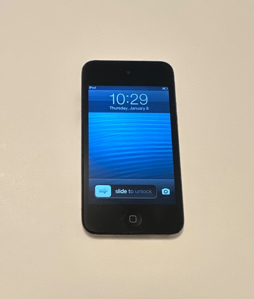 Apple iPod Touch 4th Generation 8GB 16GB 32GB 64GB Black White