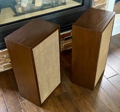 Knight KN-3005 3-Way Speakers