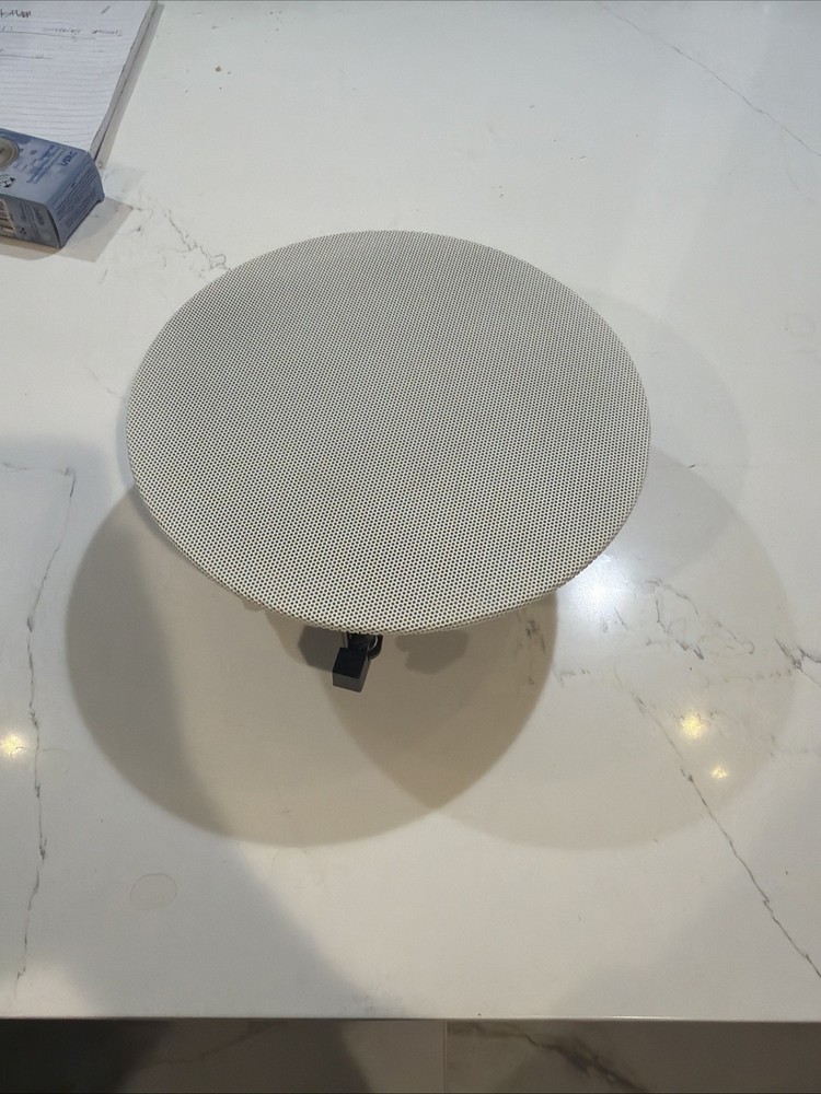 Resound Acclaim Speakers In Wall Or Ceiling Speakers Used No Box ￼