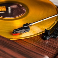 Crosley Rhapsody 7-in1 Record Player- CR7016A-MA