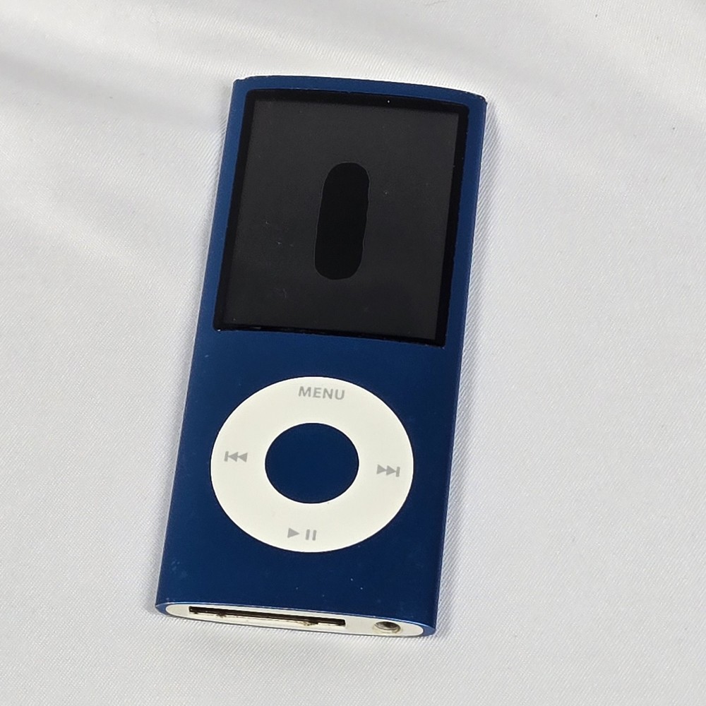 UNTESTED Apple iPod A1285 8 GB Nano 4th Generation Chromatic Blue