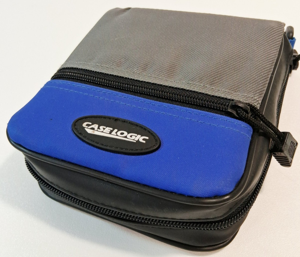 CD DVD Carry Storage Binder Holds 28 Case Logic Black Blue Nylon Travel Case-28