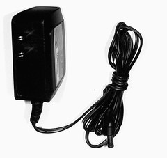 APD WB-18D12FU 18w AC ADAPTER 100-120V 50-60Hz 12V 1.5A 5.5mm tip