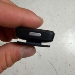 SanDisk Sansa Clip Zip Black 1.1″ LCD Display Built-in FM Radio MP3 Media Player