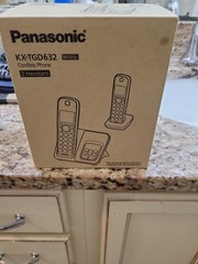 Panasonic KX-TGD632 Extra Handset Charger 2-Line, Black