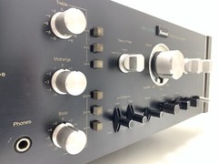 SANSUI AU 11000 RARE Integrated Stereo Amplifier 220W RMS Vintage 1975 Good Look