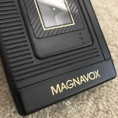 Magnavox AQ6591 AM/FM Personal Stereo Cassette Player Walkman Tested Works