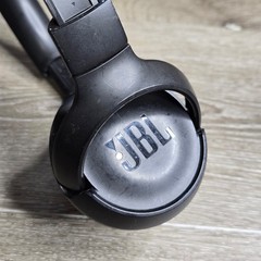 JBL Tune 510BT Wireless On-Ear Headphones Black Bluetooth Tested & Working