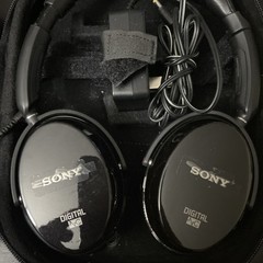 Sony MDR-NC500D Digital Noise Canceling Headphone (Black)