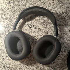 UNCHARGEABLE AirPods Pro Max Headphones 1st Gen- Space Gray/READ DESCRIPTION