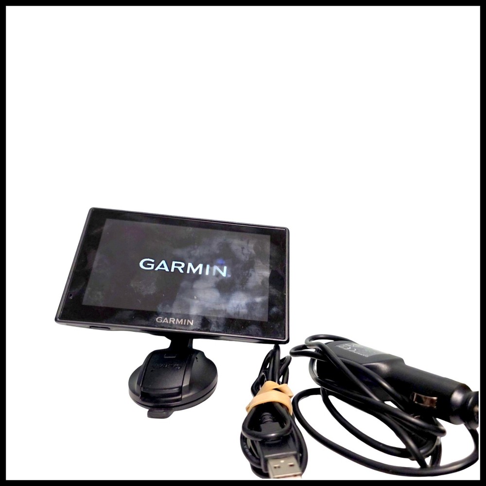 Garmin DriveAssist 50 LMT – 5″ GPS Navigator with Built-in Dash Cam