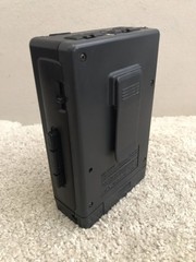 Magnavox AQ6591 AM/FM Personal Stereo Cassette Player Walkman Tested Works
