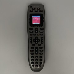 Logitech 915-000159 Harmony 650 Universal Color Screen Remote – Silver – Tested!