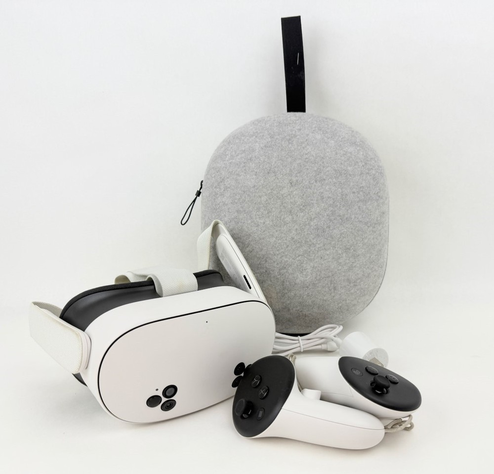 Oculus Quest 3S All-In-One Headset 128GB
