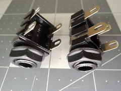 Two New Original Style ‘Cliff’ 1/4″ Input jacks for Vox AC-15 & AC-30 Amplifiers