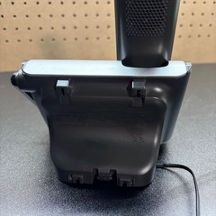 AT&T CL82209 DECT 6.0 digital answering system cordless telephone expandableto12