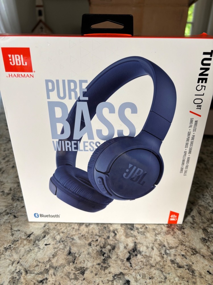 JBL Tune 510BT – Bluetooth headphones with up to 40 hours battery, microphone fo