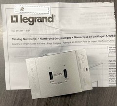 Legrand ARUSB30PDM4 ULTRA FAST + PD USB-C OUTLET *ULTRA FAST CHARGING