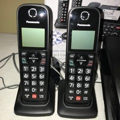 Panasonic 2-In-1 Corded / Cordless House Phones w/ Answering Machine KX-TGF852B