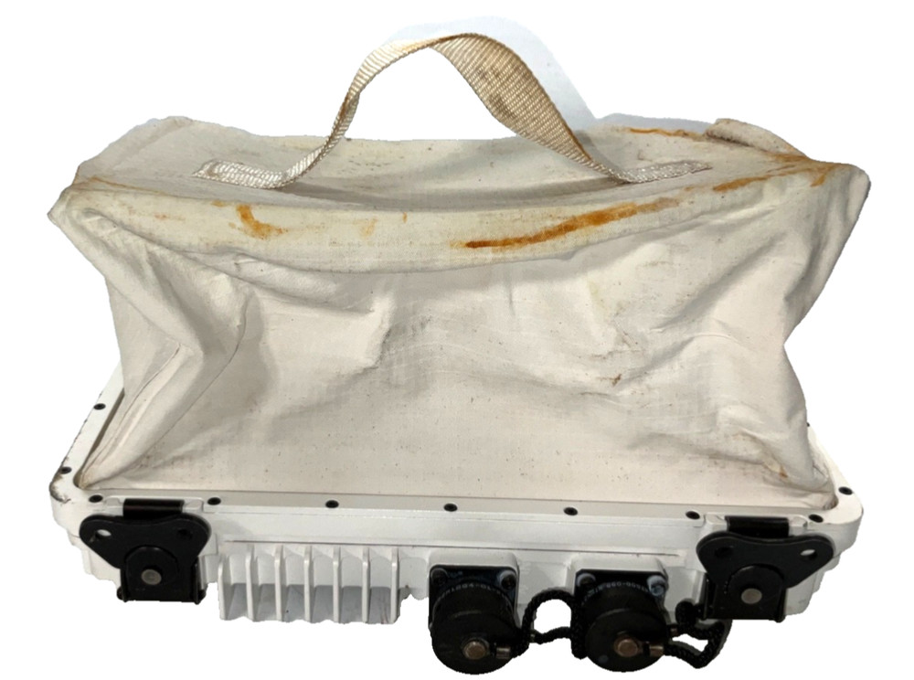 Portable VSAT BATTERY BOX, TM, BB-2500 , Tampa Microwave PN: 220696 WHT