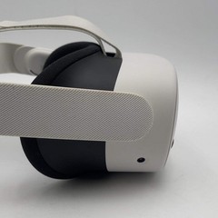 Meta Quest 3S 128GB Standalone All-in-One VR Headset SK-1000253-01