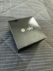Beats Fit Pro x Alo Yoga Black Sparkle Limited Edition New Open Box Rare