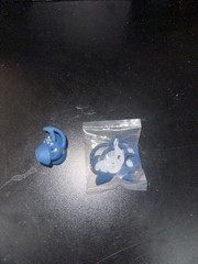 Bose Sport Earbuds wireless Bluetooth in-ear headphone (RIGHT earbud only) blue