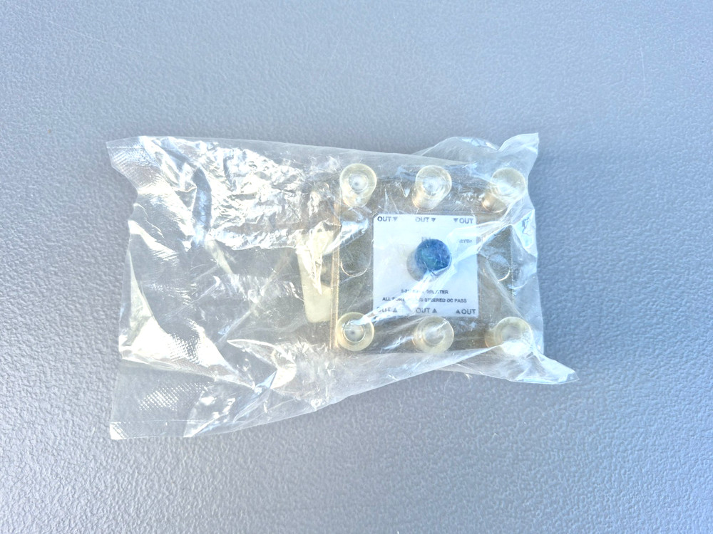 NEW LEVITON Structured Media 1×6 (6-Way) 2GHz Passive Video Splitter 47690-G6