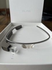 SHALE NEW UNOPENED IN BOX FULL KIT Google Glass Explorer Edition V3 XE-C