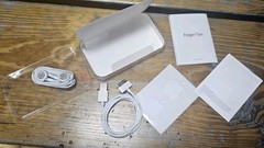 Apple Ipod Touch USB 2.0 OEM Charger Cable,Earphones And Empty Clear Case