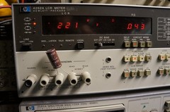 ELNA SILMIC II AUDIOPHILE SILK CAPACITORS – 220uF / 35V – ULTIMATE FOR SS PREAMP
