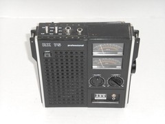 1975/75 ITT SCHAUB-LORENZE AM/FM RADIO – COMPLETE & WORKING