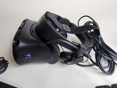HTC VIVE Cosmos Elite Full VR Headset Kit