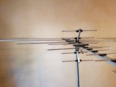 250 Mile Long Range HDTV1080p Outdoes 990 m TV Antenna Digital UHF/VHF FM Radio