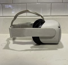 Meta Oculus Quest 2 – 128GB VR Headset With Pamphlet