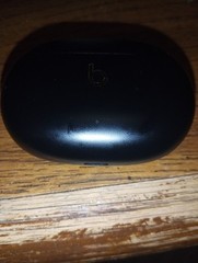 True Wireless Noise Cancelling Beats By Dr Dre Studio Black And Gold