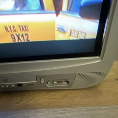 Sylvania 6520FDG 20″ Flat CRT Color TV / DVD Combo – Retro Gaming Tested