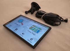 Garmin DriveSmart 71 with Traffic EX GPS Navigator Live Traffic, WiFi, Bluetooth