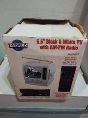 World 5.5″ Black/White Portable Mini TV AM/FM Radio 813 White AC/Car Adapter