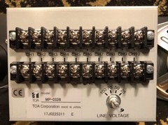 TOA MP-032B 10 CHANNEL PASSIVE MONITOR PANEL (**Small dent of speaker cover)