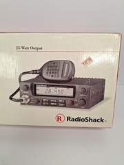 RadioShack HTX-10 25 Watt 10 Meter Mobile Transceiver 19-1110***UNTESTED***