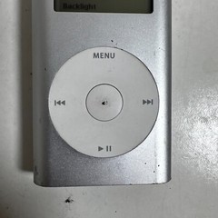 Apple iPod Mini A1051 Silver Handheld 4GB Portable Digital Music MP3 Player