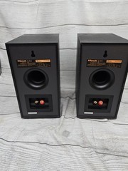 Klipsch Reference R-41M Bookshelf Home Speakers, Black Textured Wood Grain Vinyl