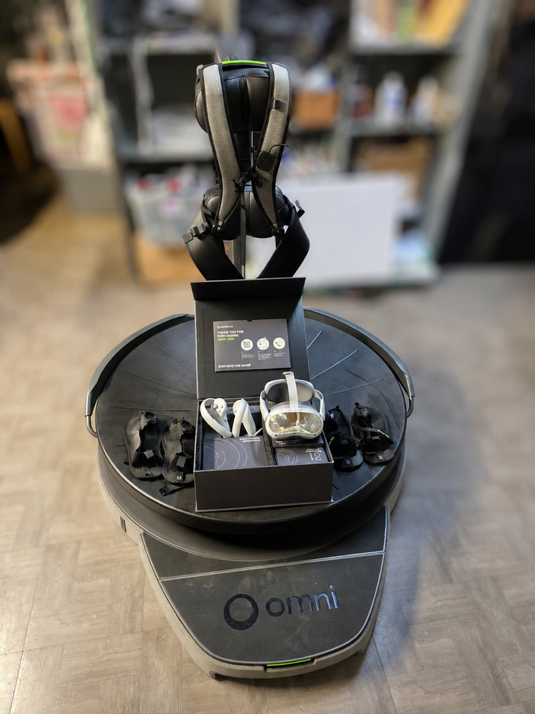 Virtuix Omni One VR Treadmill – Complete System Barely Used Virtual Reality