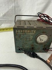 Vintage Supermite Battery Charger Model 56124M 6-12 Volts Made in USA Rough