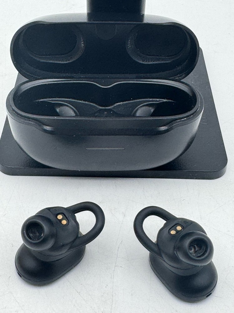 (BROKEN) JBL Endurance Race TWS Waterproof Sport Earbuds IP67 Bass Black